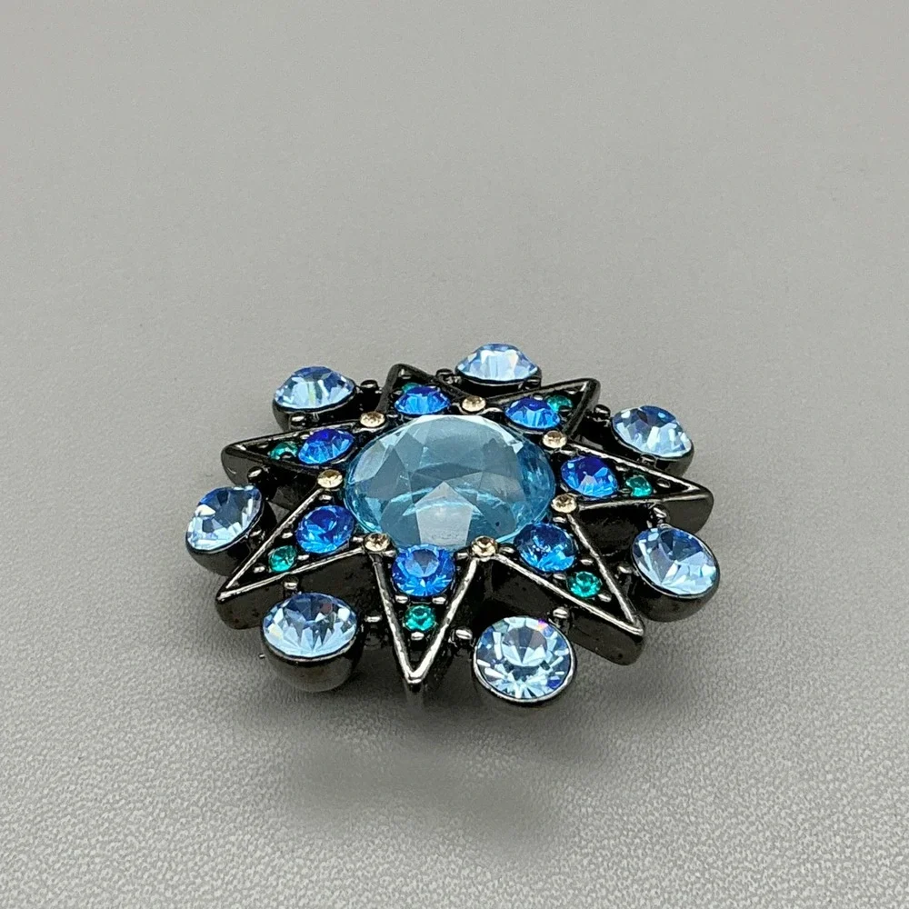 Liz Claiborne Brooch Womens Blue Starburst Rhinestone Gunmetal Fashion Jewelry